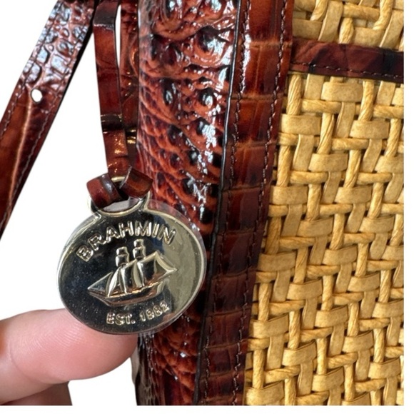 NWT Brahmin Carrie Crossbody Natural Chatham + Leather Woven Straw Summer - Picture 12 of 13